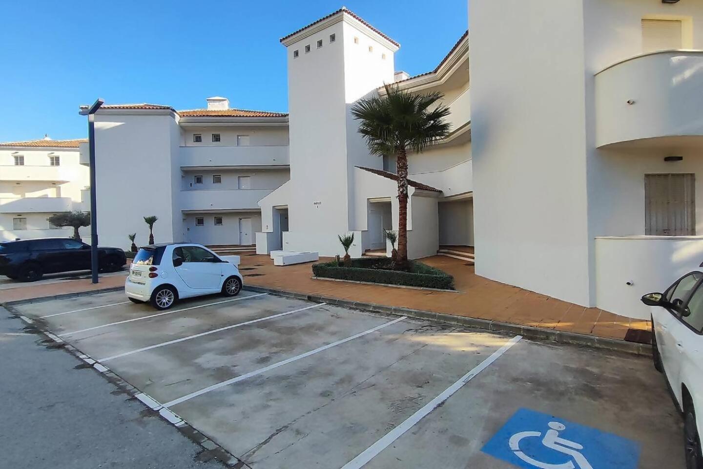 Atico Familiar Vistas Al Mar Apartment Манилва Екстериор снимка