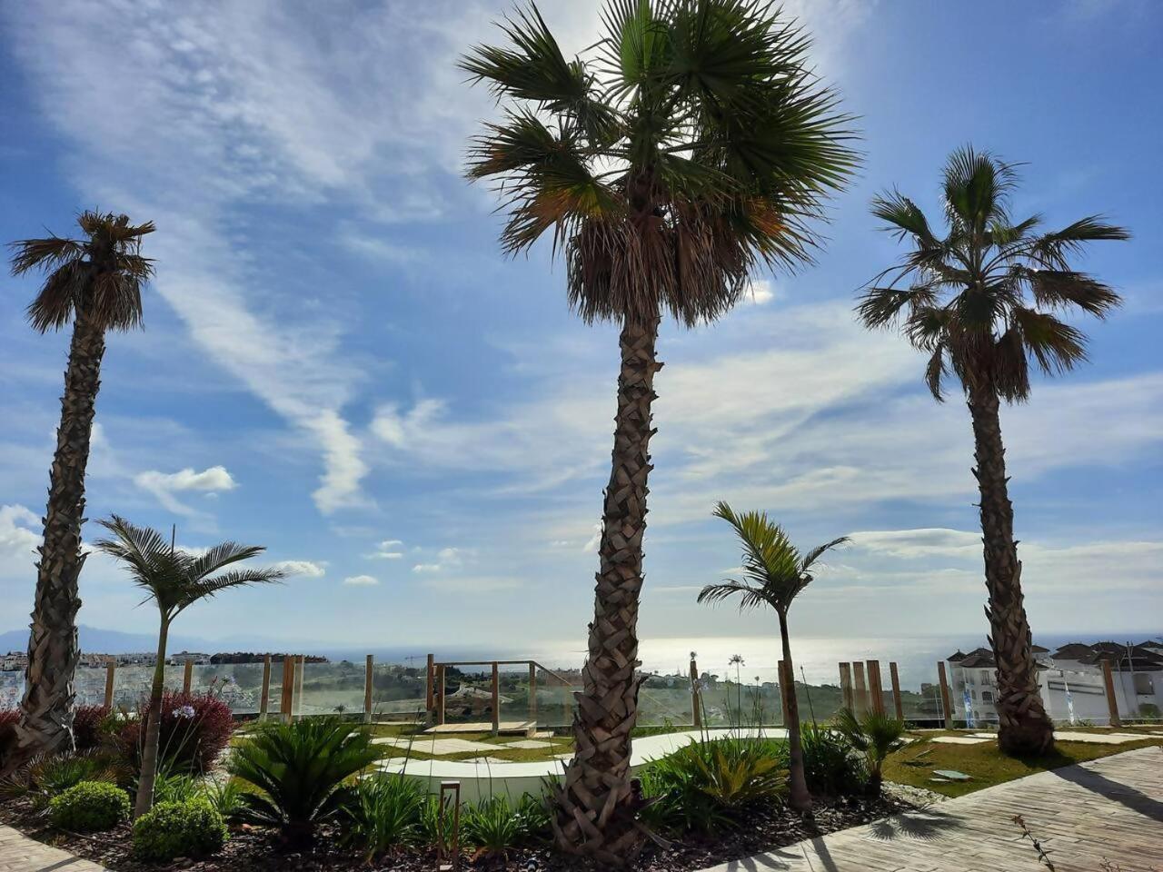 Atico Familiar Vistas Al Mar Apartment Манилва Екстериор снимка
