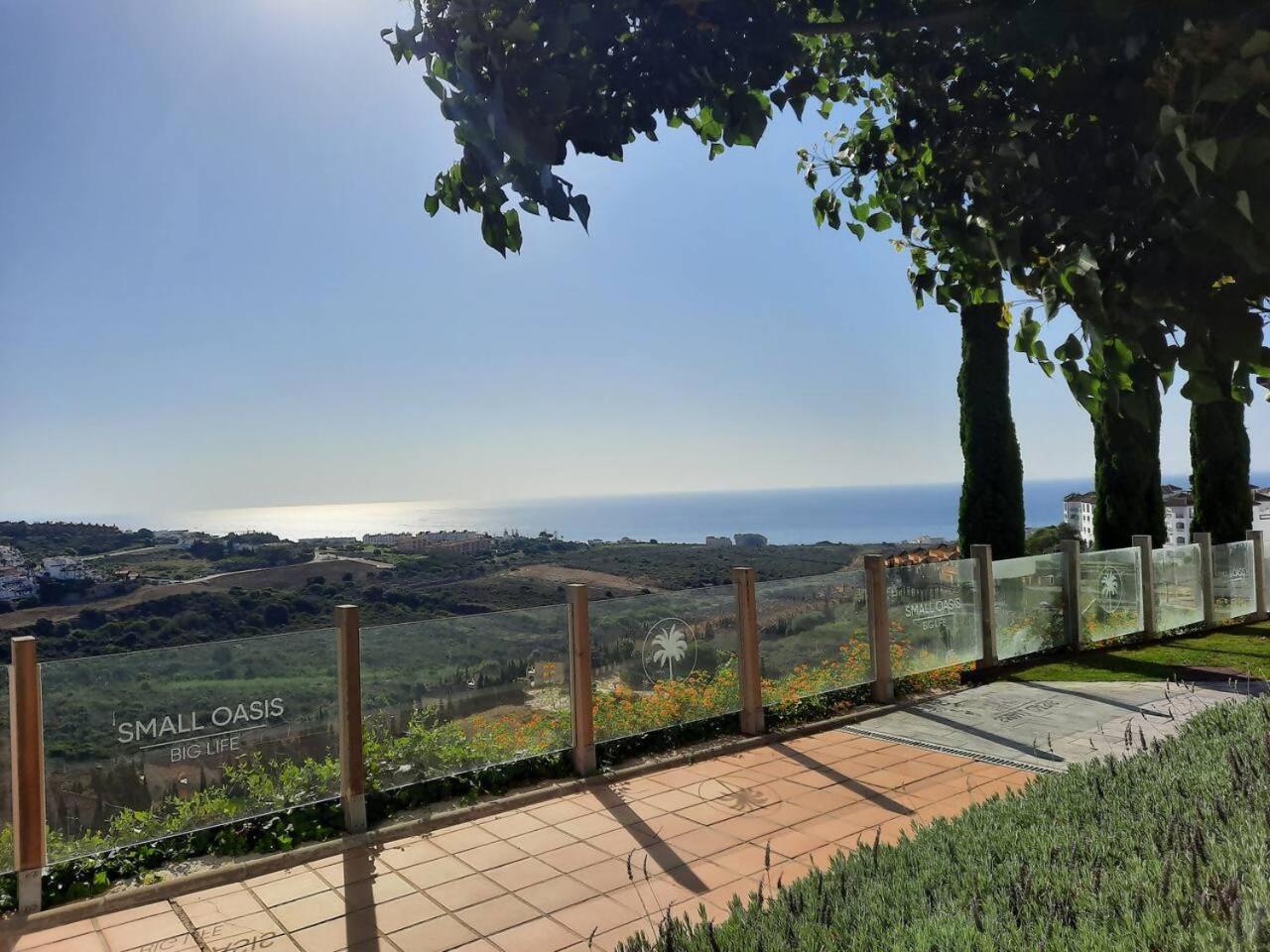 Atico Familiar Vistas Al Mar Apartment Манилва Екстериор снимка
