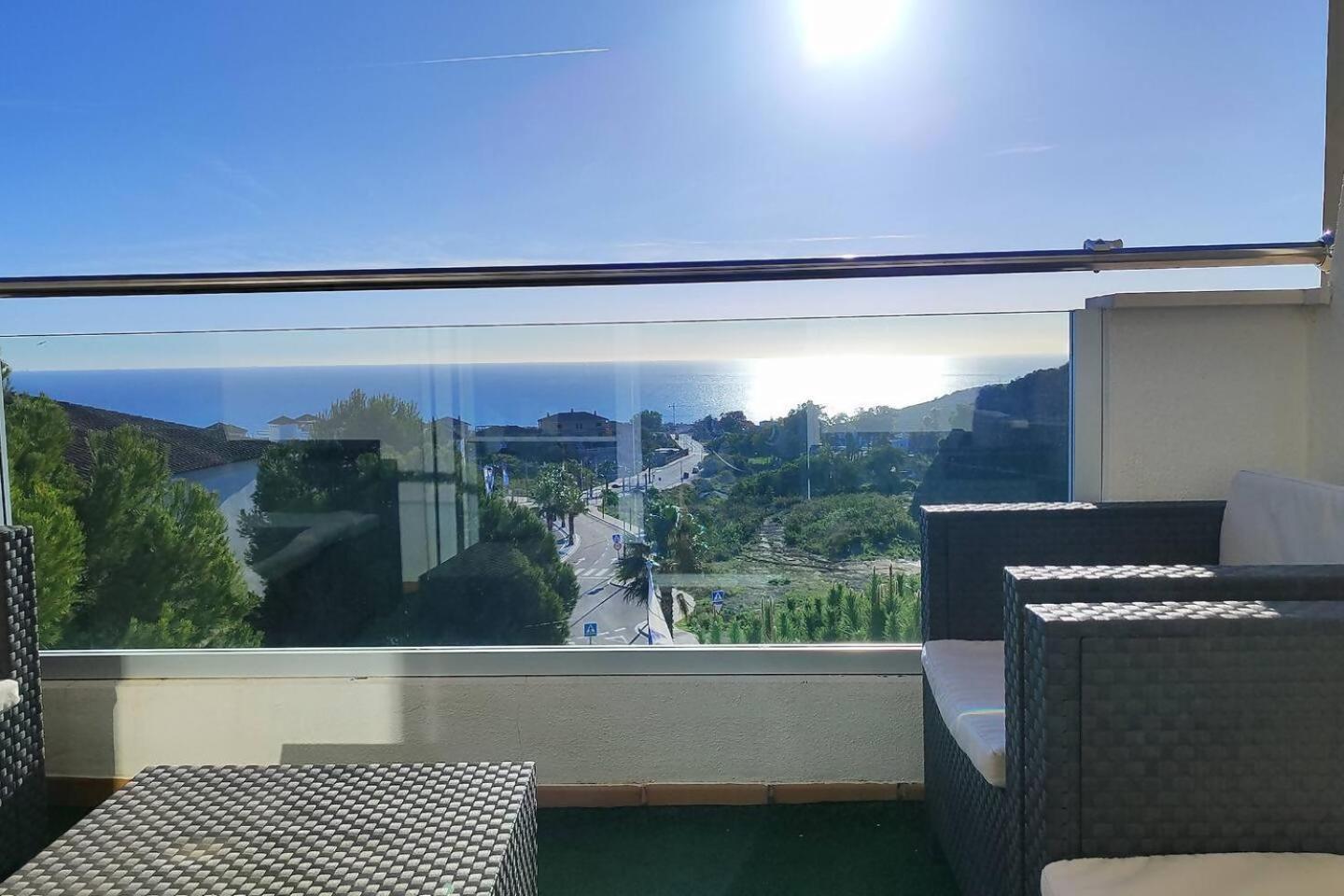 Atico Familiar Vistas Al Mar Apartment Манилва Екстериор снимка
