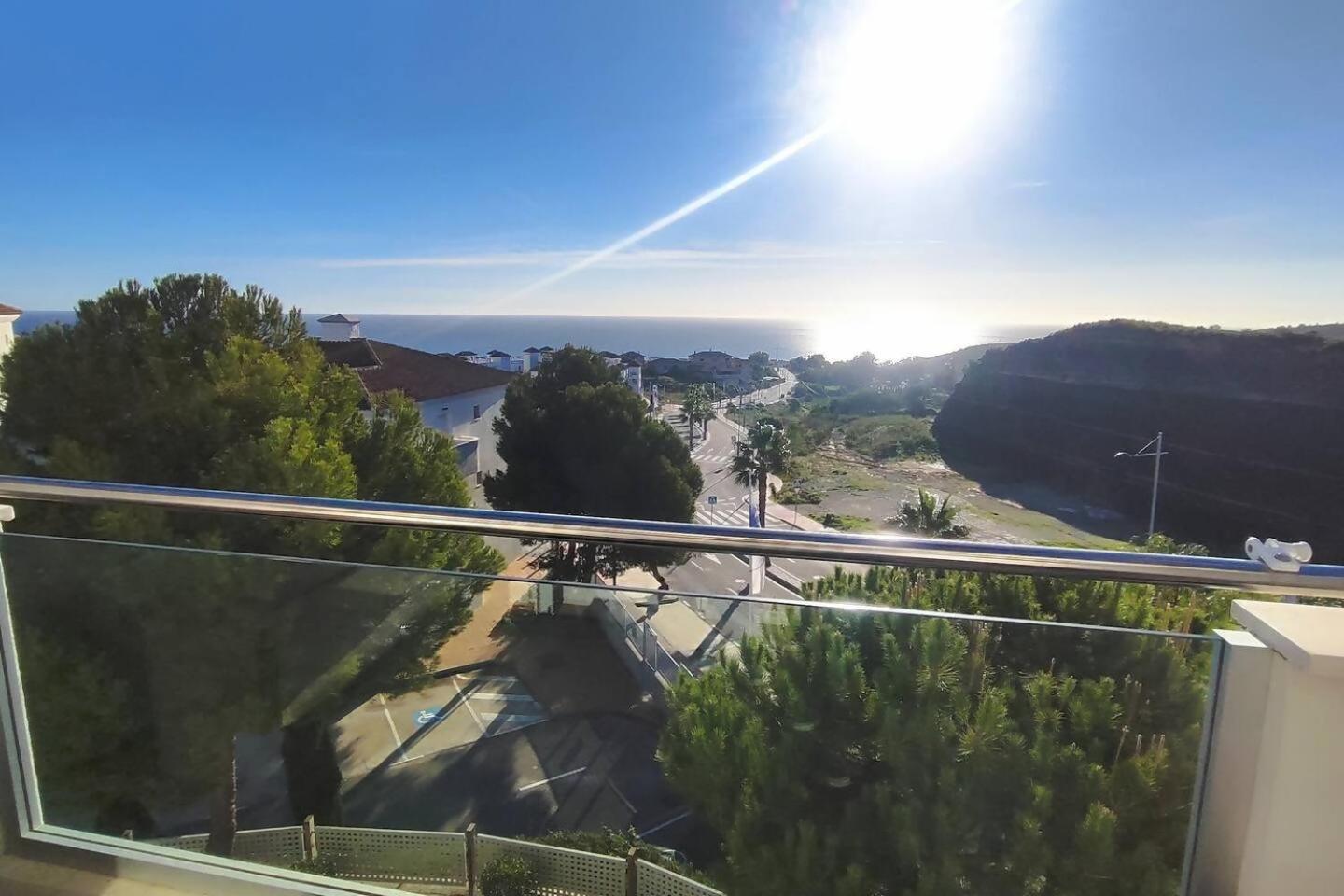 Atico Familiar Vistas Al Mar Apartment Манилва Екстериор снимка
