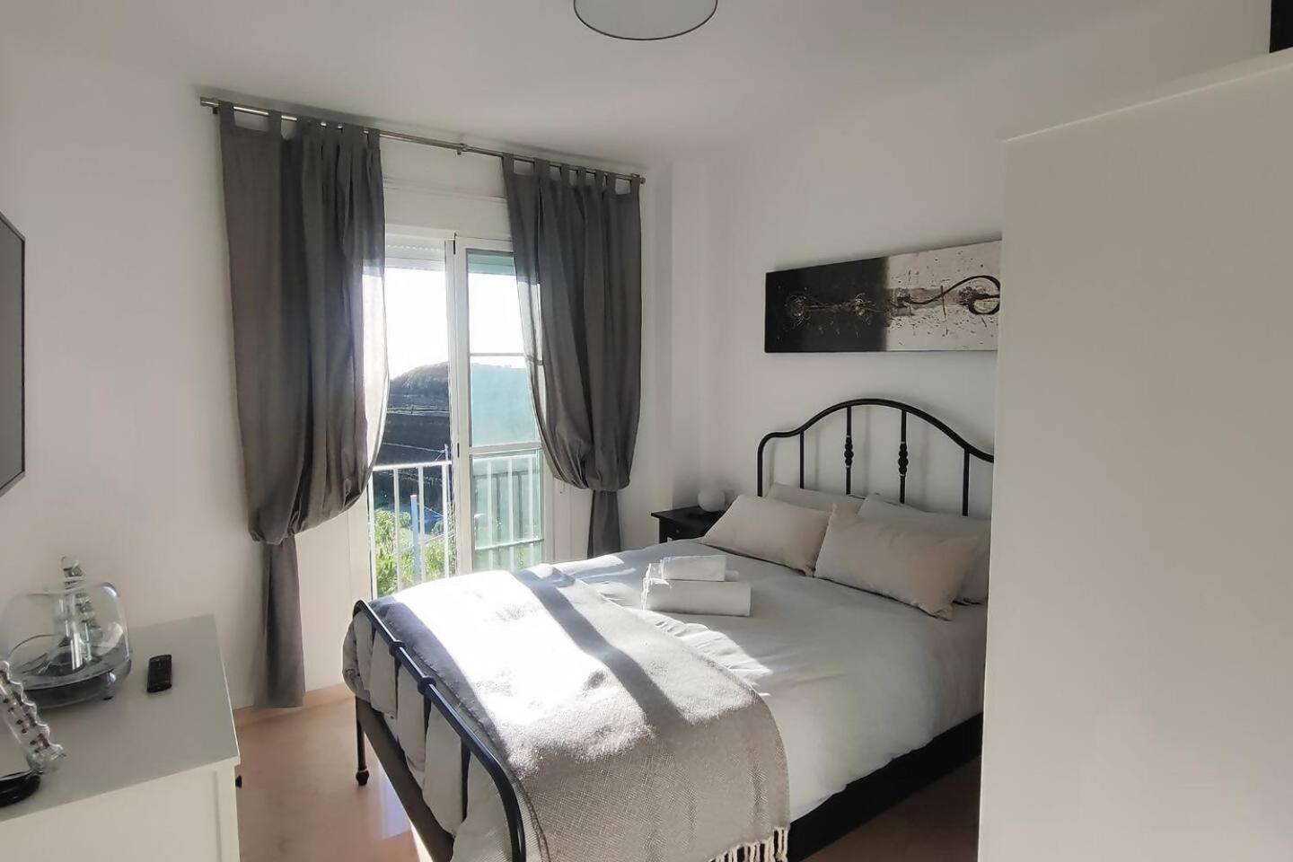 Atico Familiar Vistas Al Mar Apartment Манилва Екстериор снимка